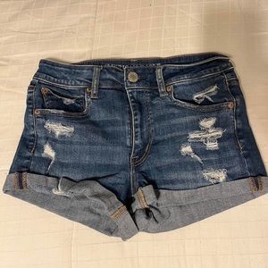 medium wash american eagle shorts